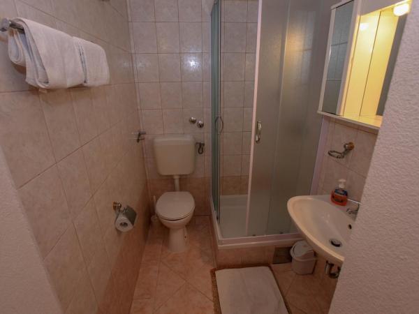 Apartments Lola : photo 8 de la chambre studio avec balcon