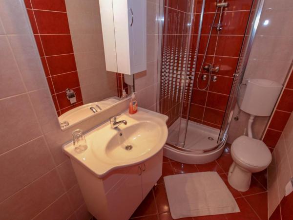 Apartments Lola : photo 9 de la chambre suite avec terrasse