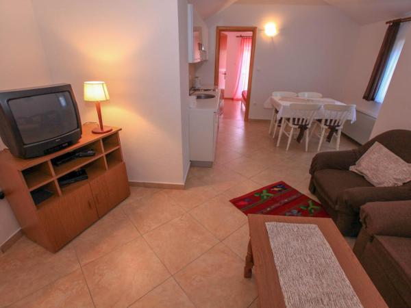 Apartments Lola : photo 2 de la chambre suite avec terrasse