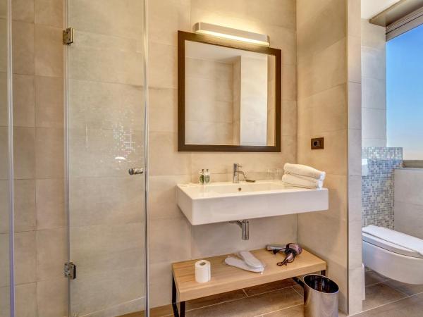 The View Luxury Rooms : photo 1 de la chambre suite - vue sur mer