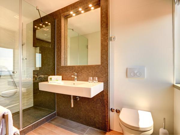 The View Luxury Rooms : photo 7 de la chambre chambre double deluxe - vue sur mer