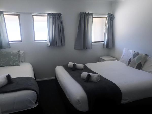 Fairway Motel & Apartments : photo 3 de la chambre appartement 2 chambres standard