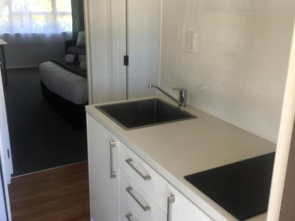 Fairway Motel & Apartments : photo 2 de la chambre studio 1 chambre