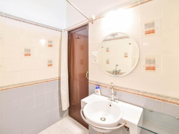 Hotel Sargam Sadan : photo 6 de la chambre chambre deluxe double ou lits jumeaux