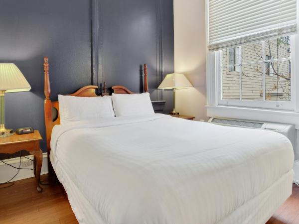 Rathbone Mansions New Orleans : photo 2 de la chambre suite avec 2 lits queen-size