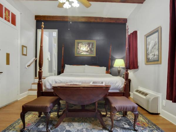Rathbone Mansions New Orleans : photo 3 de la chambre chambre lit king-size standard