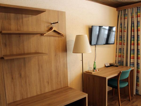Hotel Sonnenhof : photo 3 de la chambre chambre simple avec balcon