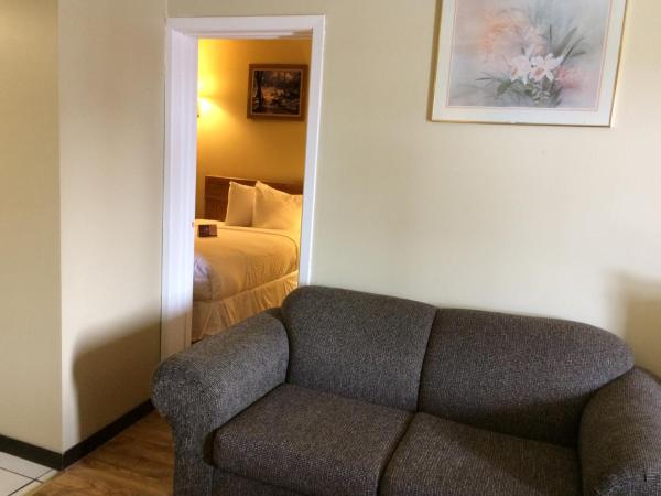 Nice Inn Edmonton : photo 4 de la chambre chambre 2 lits queen-size - non-fumeurs