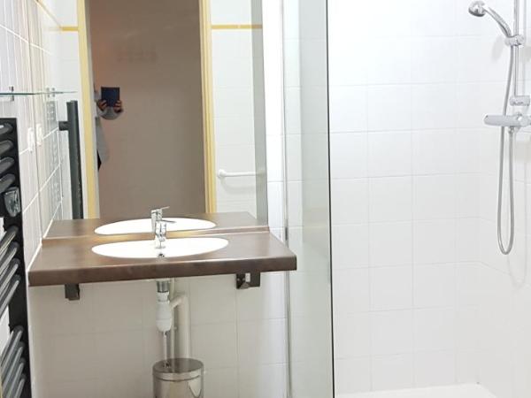 Residence de Tourisme la Provence : photo 10 de la chambre appartement 1 chambre (2 adultes)