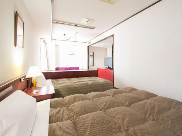 Hotel S-Plus Hiroshima Peace Park : photo 4 de la chambre chambre triple - non-fumeurs