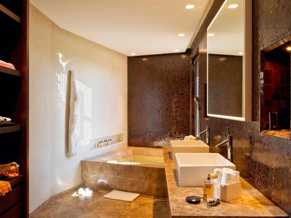 Fairmont Royal Palm Marrakech : photo 4 de la chambre suite familiale lit king-size - vue sur montagnes