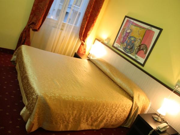Hotel Lugano : photo 1 de la chambre chambre double standard avec ventilateur