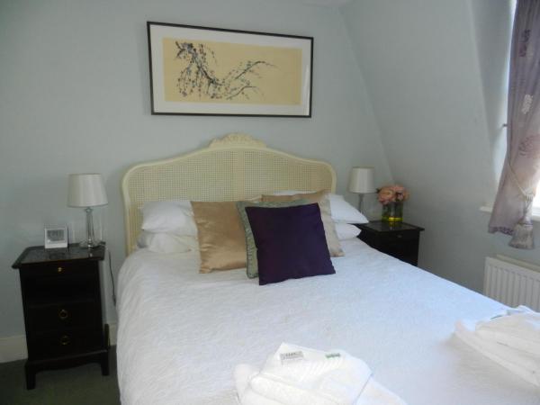 Brocks : photo 6 de la chambre chambre lit king-size - vue sur jardin