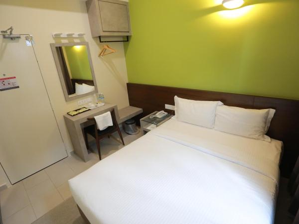 Pantai Regal Hotel : photo 3 de la chambre chambre lit king-size deluxe