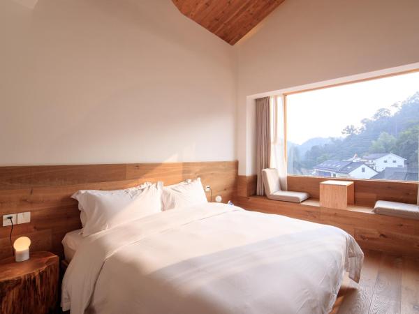 Hangzhou Moju Boutique Guesthouse at the West Lake : photo 3 de la chambre suite - vue sur montagne