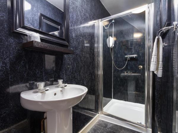 Maples Hotel : photo 8 de la chambre chambre quadruple