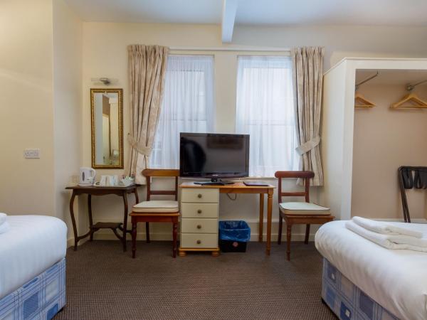 Maples Hotel : photo 7 de la chambre chambre quadruple