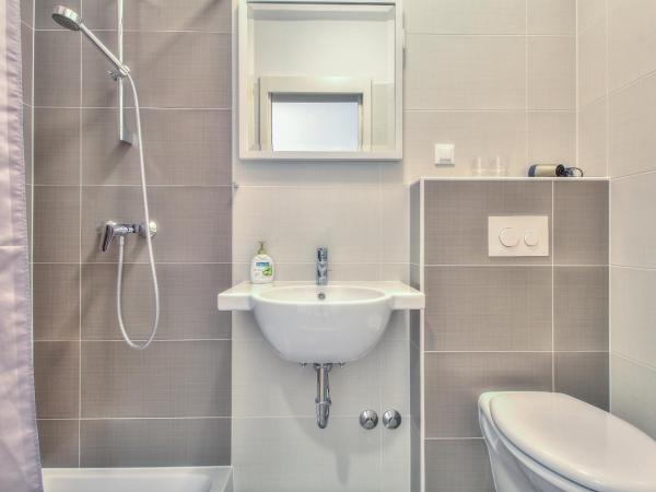 Villa Gloria : photo 4 de la chambre chambre double