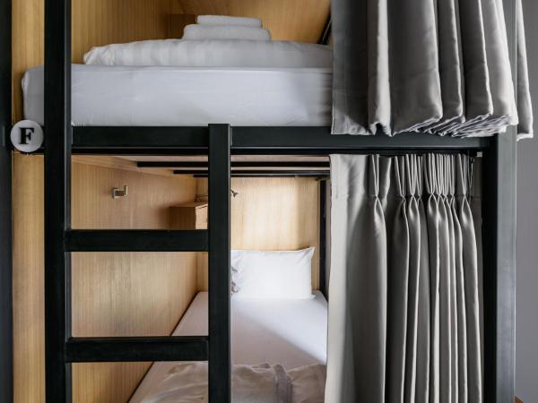 Travelier Hostel : photo 2 de la chambre lit dans dortoir mixte de 6 lits
