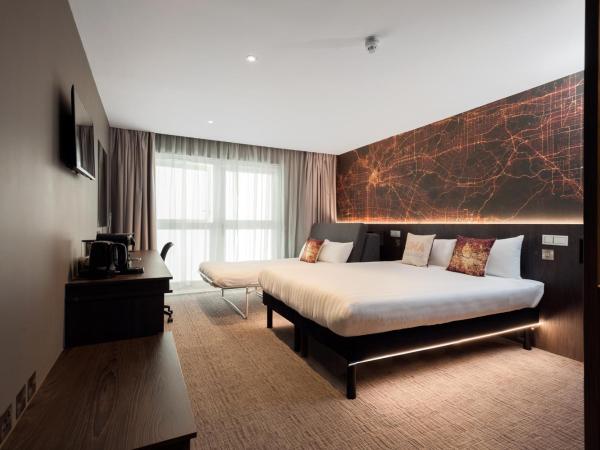 Heeton Concept Hotel - Luma Hammersmith : photo 1 de la chambre chambre deluxe plus avec canapé-lit 