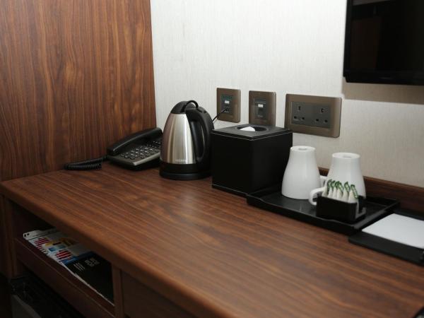 WE Hotel : photo 2 de la chambre chambre lits jumeaux - vue sur ville