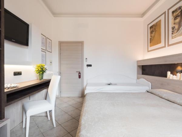 Hotel Bellavista : photo 7 de la chambre chambre triple