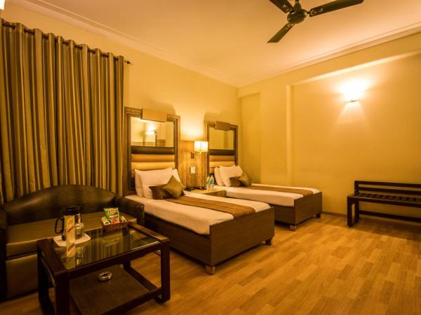 The Suncourt Hotel Yatri : photo 6 de la chambre chambre double exécutive