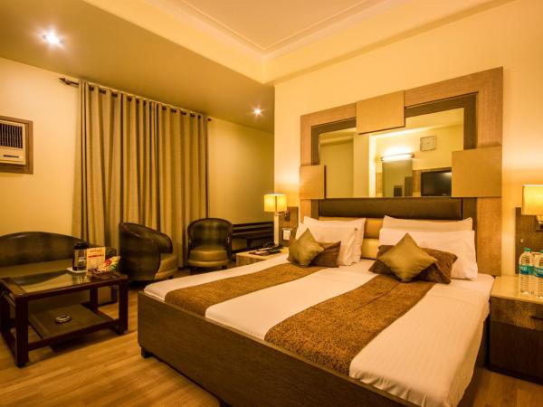 The Suncourt Hotel Yatri : photo 3 de la chambre chambre double exécutive