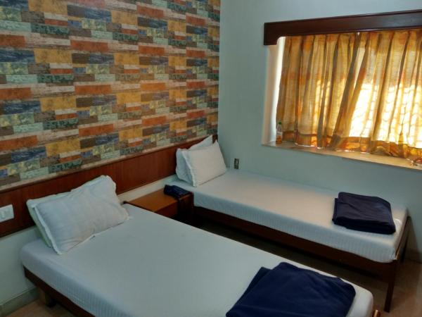 Hotel Mogul Palace - Near Masjid Bunder Mumbai : photo 9 de la chambre chambre double Économique