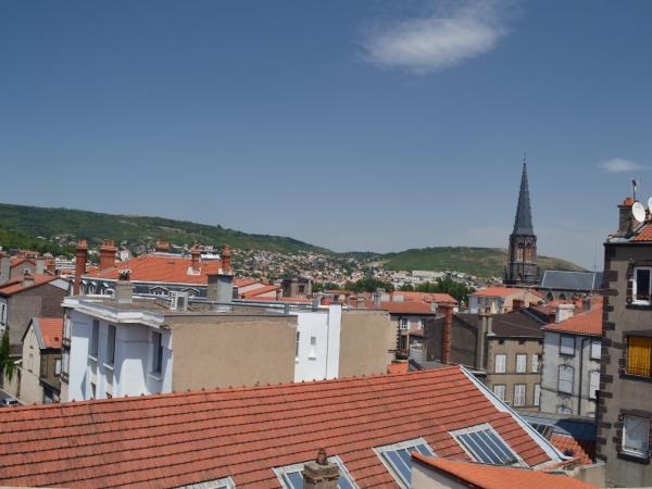 ARTYSTER CLERMONT-FERRAND : photo 1 de la chambre chambre triple lounge