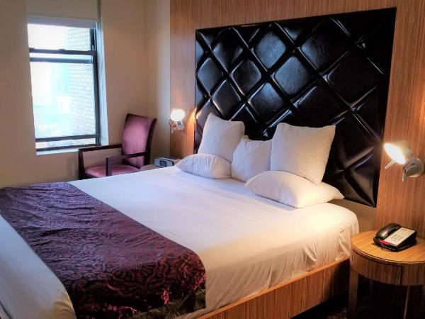 Night Hotel Broadway : photo 8 de la chambre silver, 1 queen bed