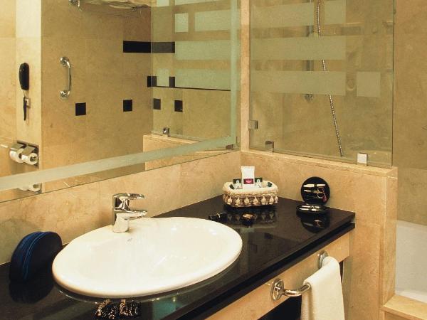 Gran Hotel Los Abetos : photo 2 de la chambre chambre familiale (2 adultes + 1 enfant)
