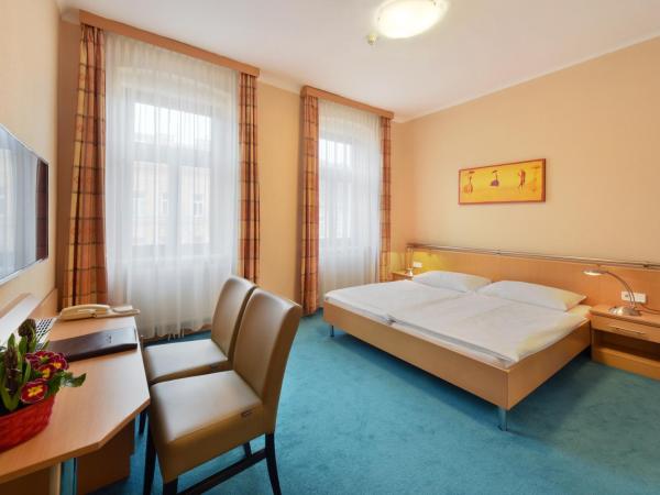 Hotel Lucia : photo 6 de la chambre chambre double