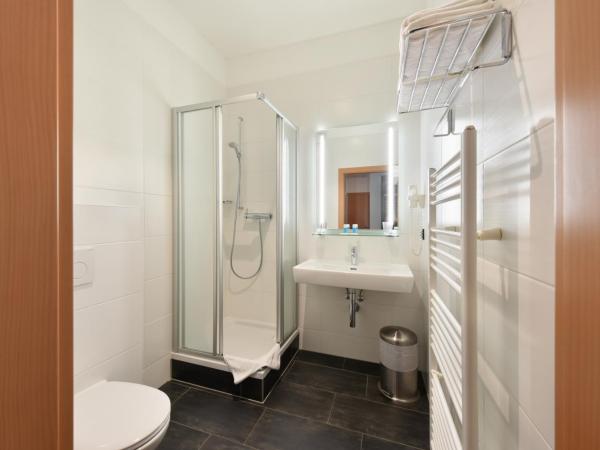 Hotel Lucia : photo 8 de la chambre chambre double supérieure