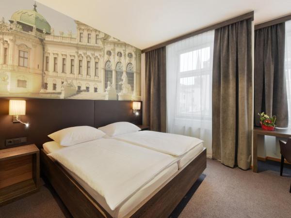 Hotel Lucia : photo 6 de la chambre chambre double supérieure