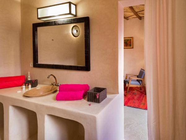 Côté Sud : photo 1 de la chambre suite (2 adultes)