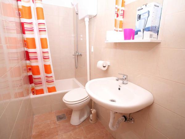 Apartments Kovačić : photo 10 de la chambre appartement 2 chambres avec balcon