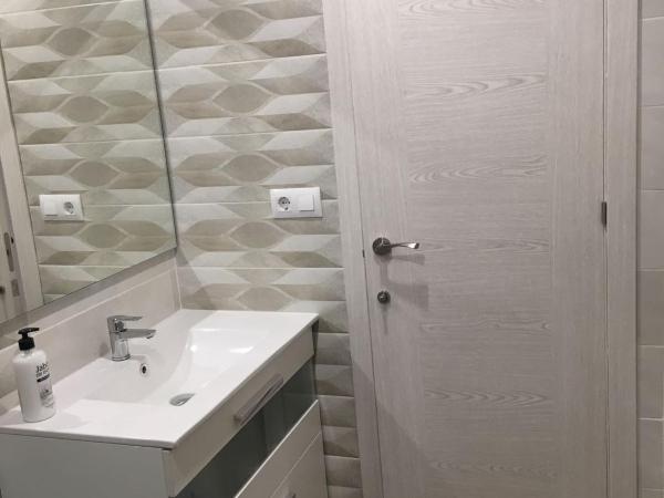 Guest House Lana Denia : photo 8 de la chambre chambre quadruple