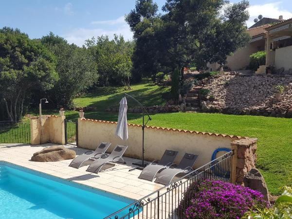 Locations Résidence Rocca Rossa Palombaggia : photo 4 de la chambre bungalow 1 chambre