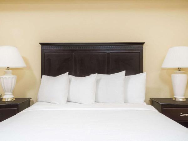 Hawthorn Extended Stay by Wyndham Columbus : photo 5 de la chambre suite studio lit king-size exécutive - non-fumeurs