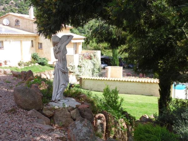 Locations Résidence Rocca Rossa Palombaggia : photo 6 de la chambre bungalow 1 chambre