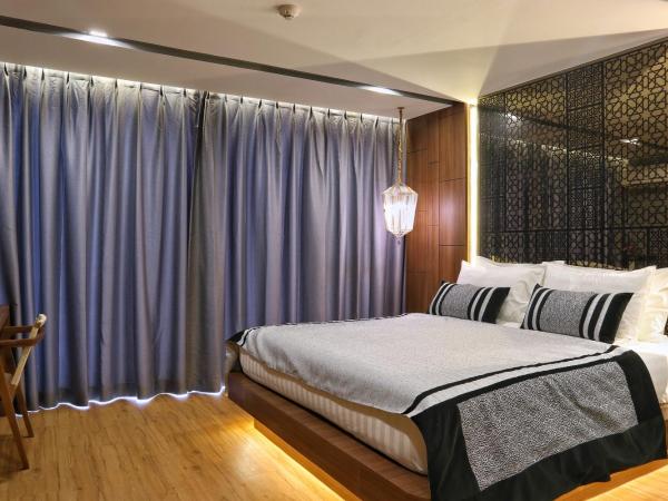 Stay with Nimman Chiang Mai - SHA Extra Plus : photo 2 de la chambre chambre lit king-size premier