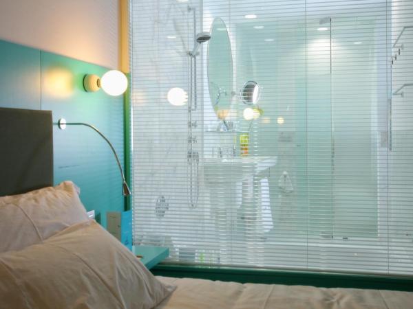 Hotel Hiberus : photo 10 de la chambre chambre familiale (2 adultes et 2 enfants)