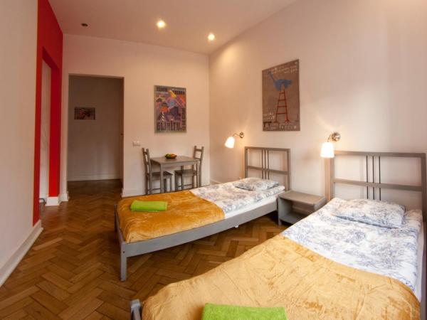 Pokoje Bagatela Stare Miasto : photo 6 de la chambre chambre quadruple - 2/3a rue podwale
