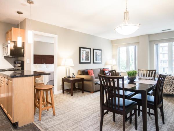 Canterra Suites Hotel : photo 6 de la chambre suite 2 chambres et 1 salle de bains