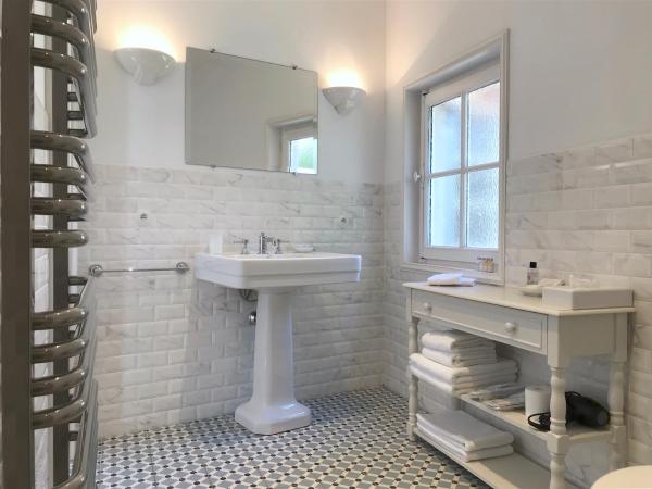 Le Clos Saluces : photo 5 de la chambre chambre double deluxe - vue sur jardin