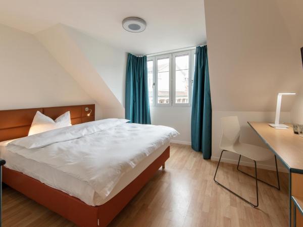 Royal Hotel Zurich : photo 1 de la chambre chambre lit king-size urban 