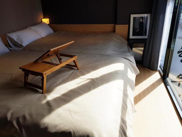 Artravel Myeongdong : photo 10 de la chambre chambre quadruple avec salle de bains privative