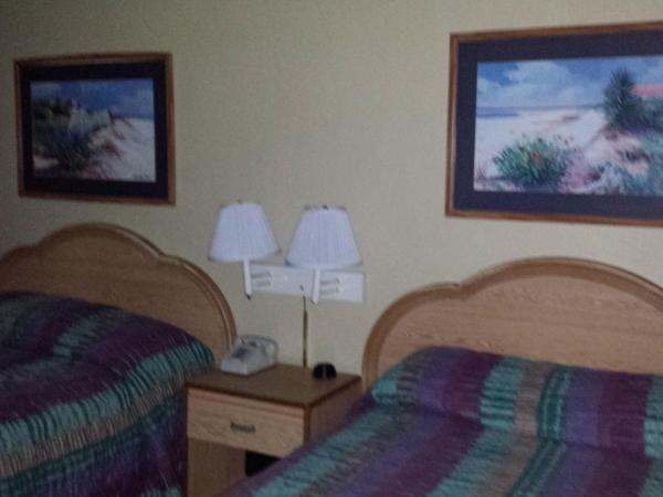 Bermuda Sands On The Boardwalk : photo 2 de la chambre pool view 2 double beds