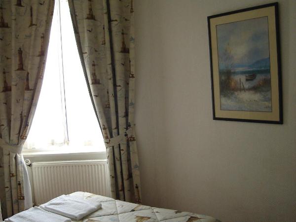 Hôtel de la Gare : photo 3 de la chambre chambre simple